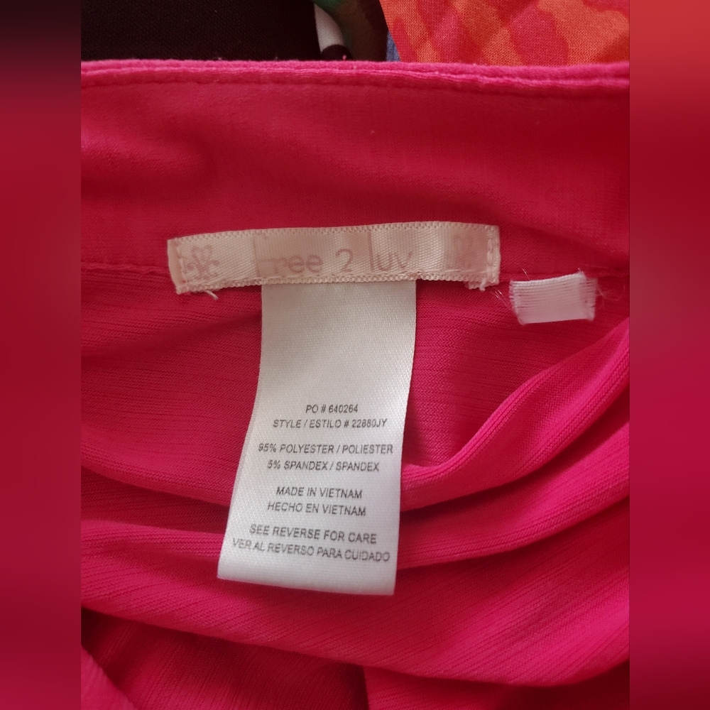 Free to luv Women's Hot Pink Shirt - Picture 5 of 6